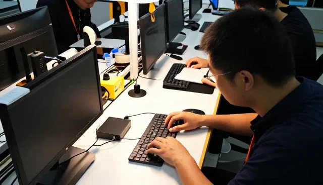 响应较为成为网络较为完善发展的重要工具